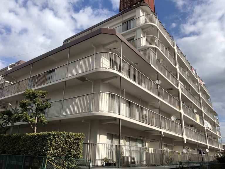 ネオコーポ浦和もくせいの棟 外観