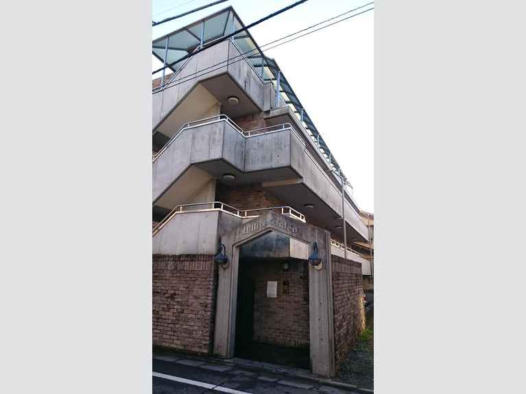ヒルトップガーデン 外観