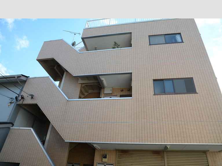 ファミール鹿島 外観