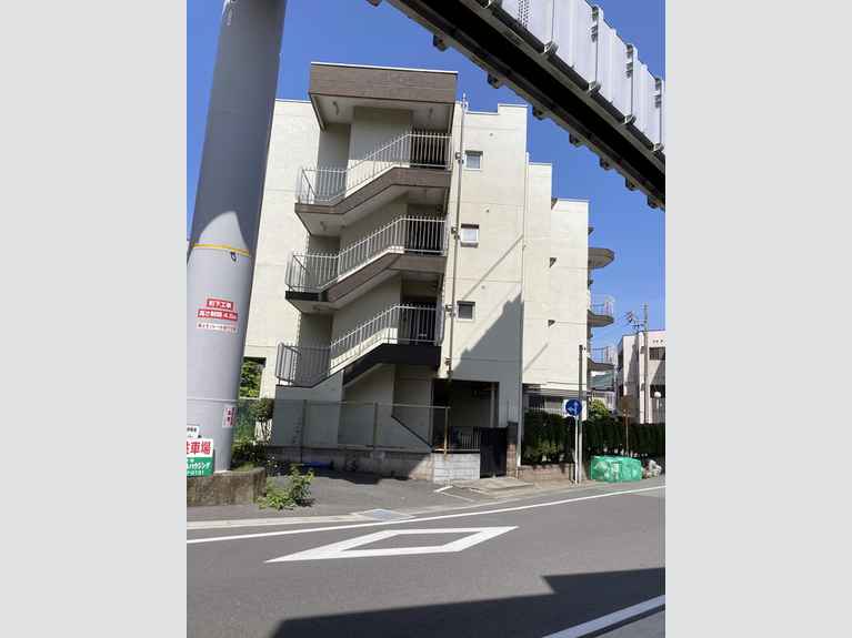ユニハイム鎌倉 外観