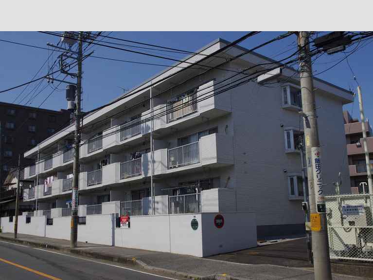 第一ベルハイツ 外観