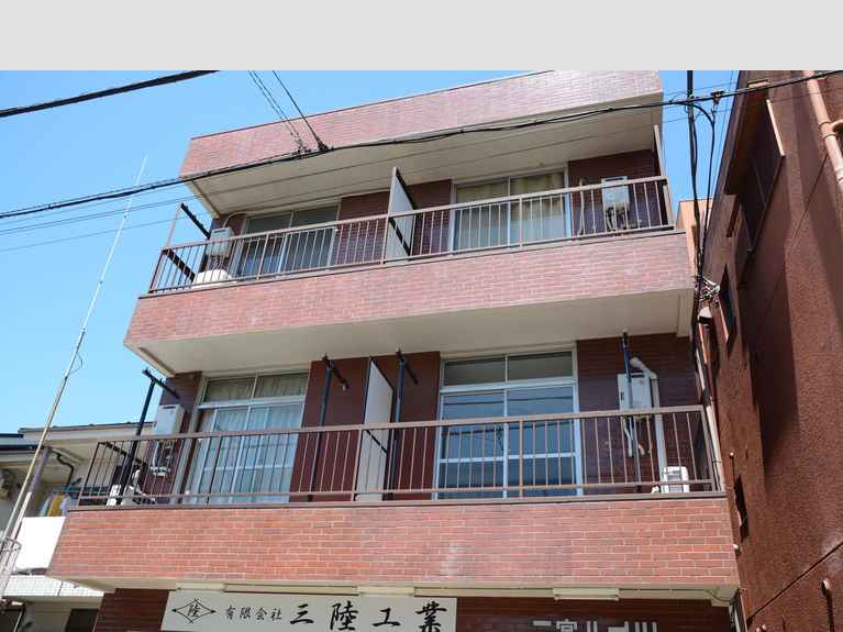 二宮ハイツ 外観
