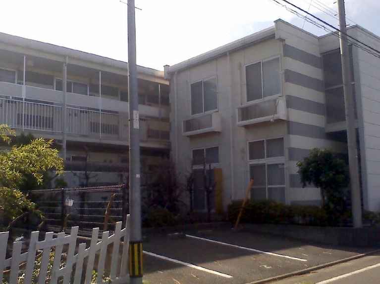 レオパレスコイズミ 外観