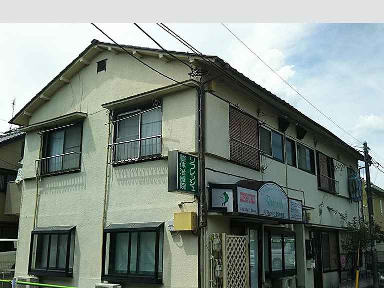 トランプハウス1 外観