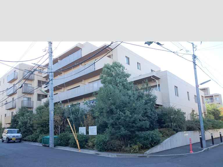 ガーデングラス千歳烏山 外観