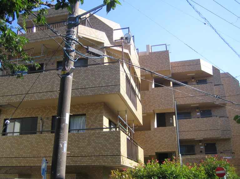 ライオンズマンション上大岡第13 外観