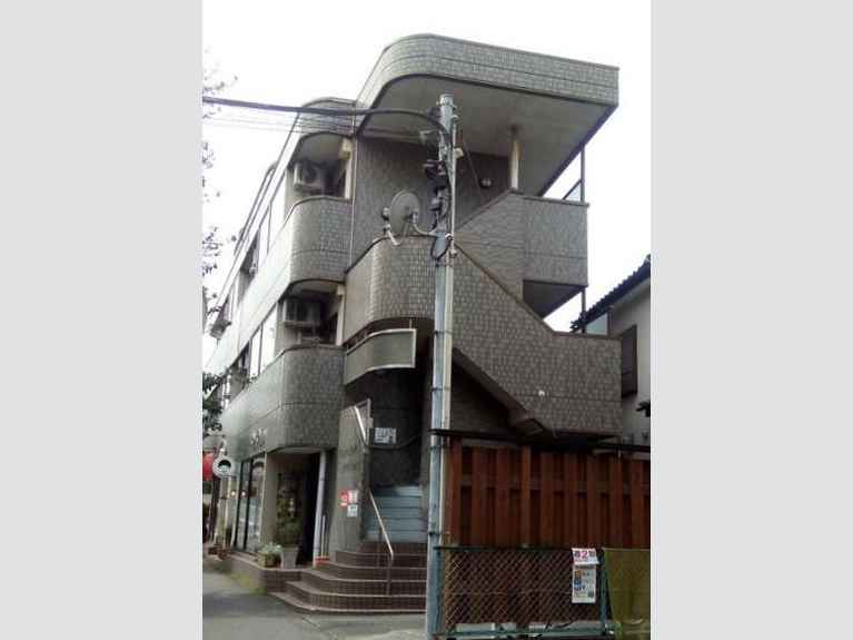フランドル小山 外観