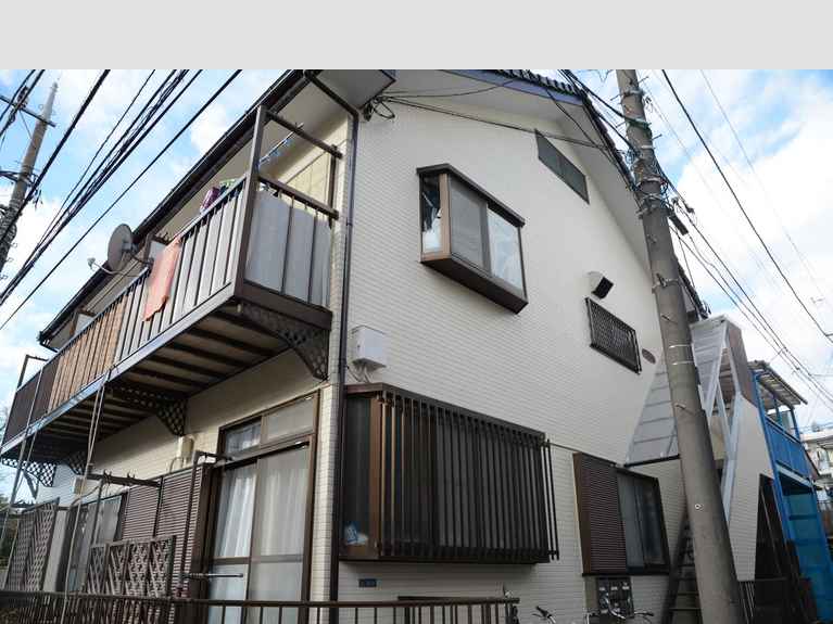 レオ・ドミール 外観
