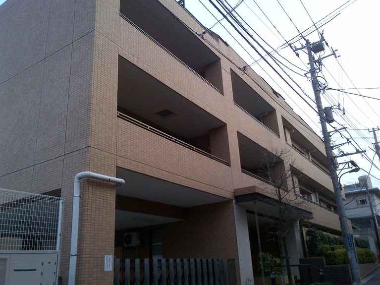 ファミールグラン四谷 外観