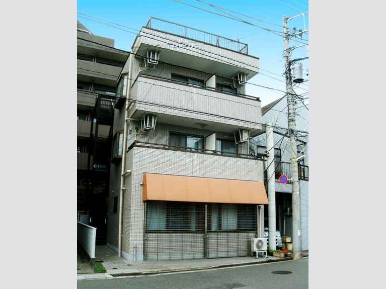 CYビル 外観