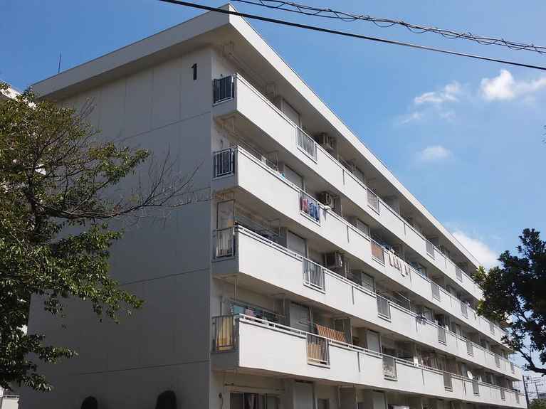 鹿島田グリーンハイツ1号棟 外観