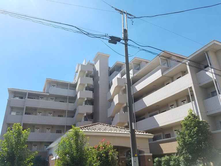 アウラ10 E58番館 外観