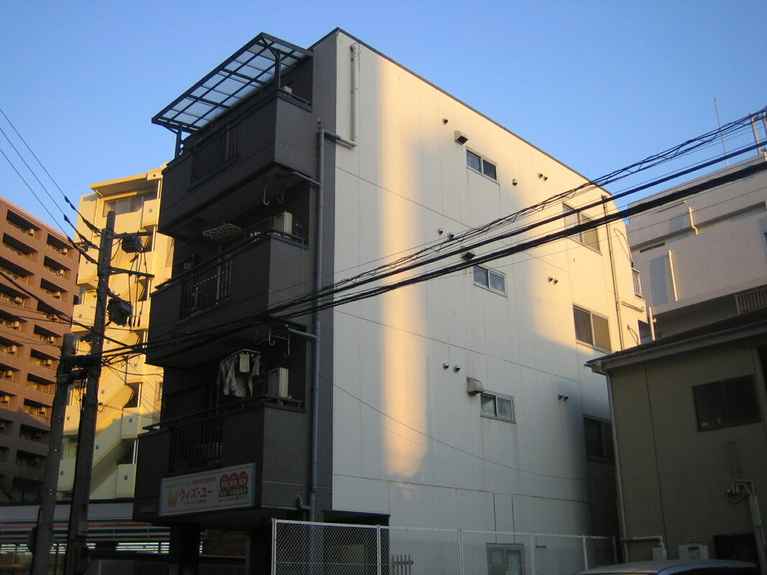 ファミール貝塚 外観