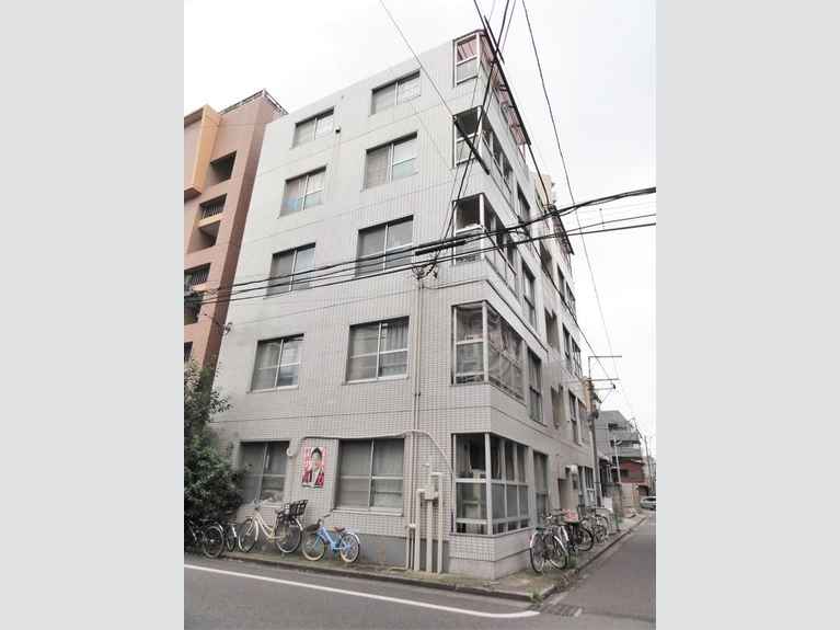 ロイヤルハウス新井 外観