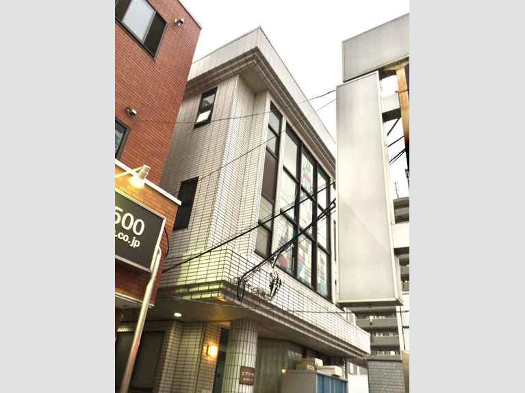 ピアリービル 外観