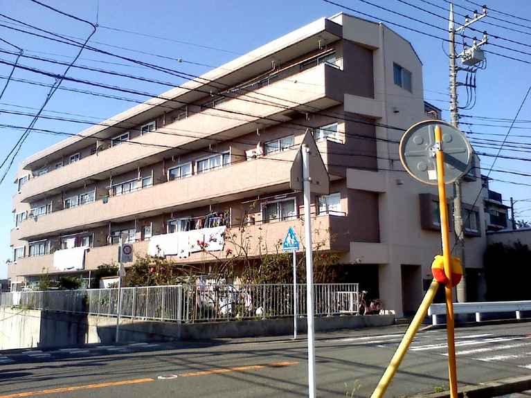 ライオンズマンション鷺沼 外観