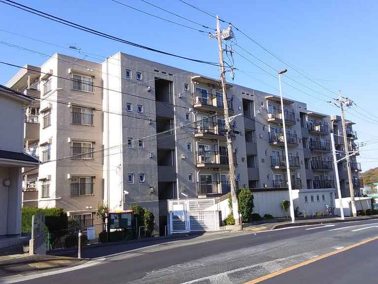 ルックハイツ大和 外観