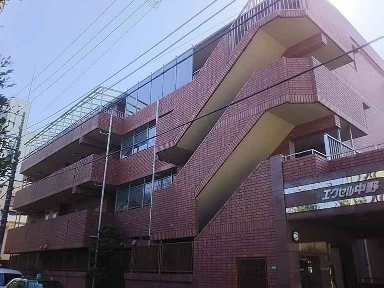 エクセル中野 外観