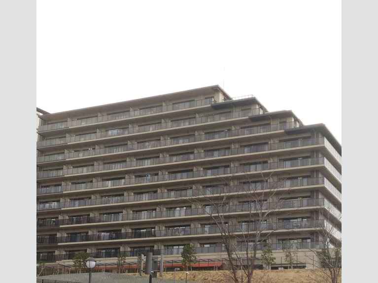 Brillia City 横浜磯子K棟 外観