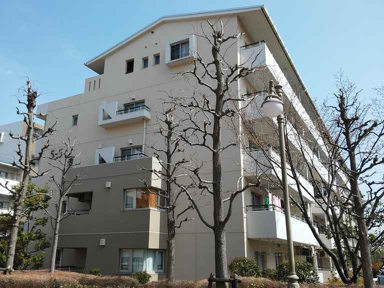 港北ニュータウンコンフォール東山田5号棟 外観