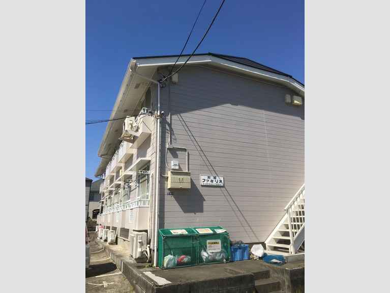 片瀬ファミリオ 外観