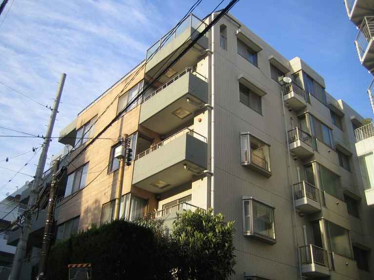 東急ドエルアルス神宮前 外観