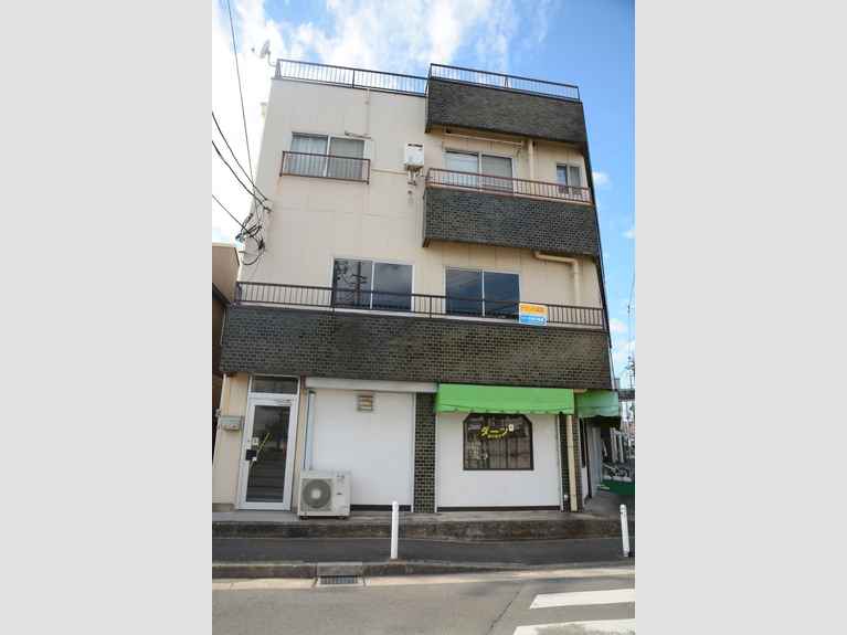 成本ビル 外観