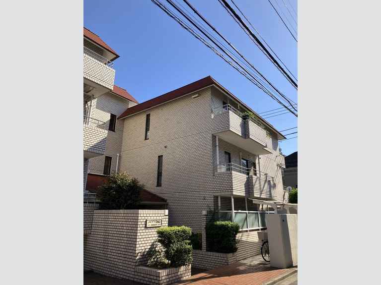 メイゾン初台 外観