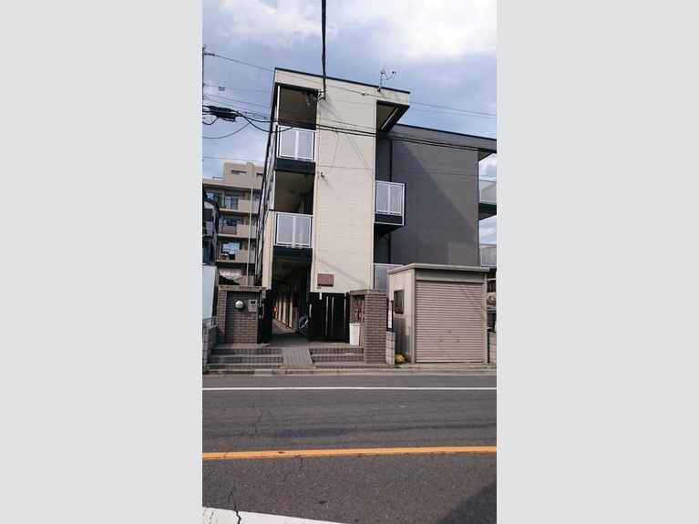 レオパレスメイローズ 外観