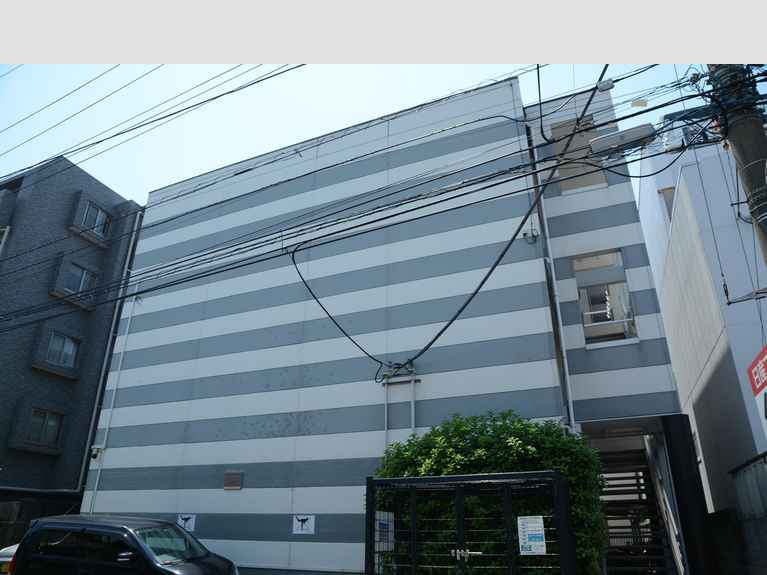 レオパレス小向さいわい 外観