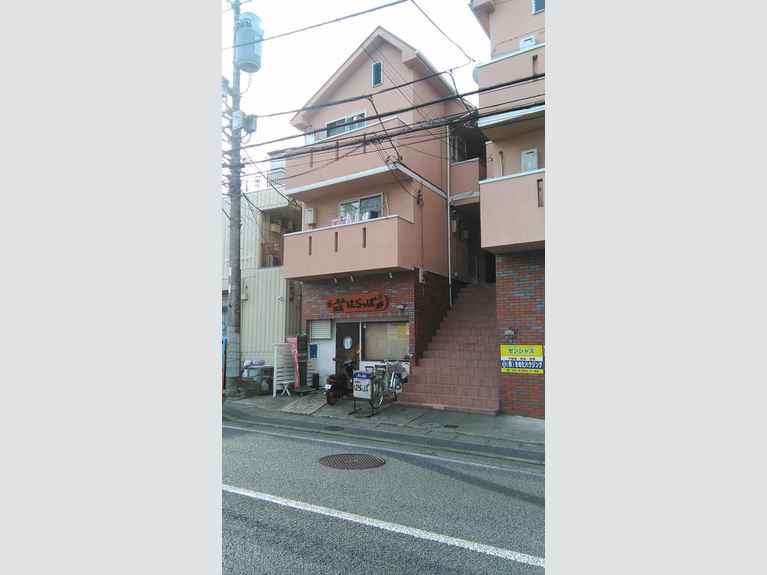 リベラル 外観