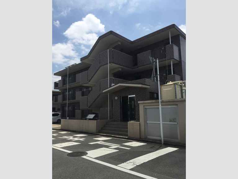 アジュールIII 外観