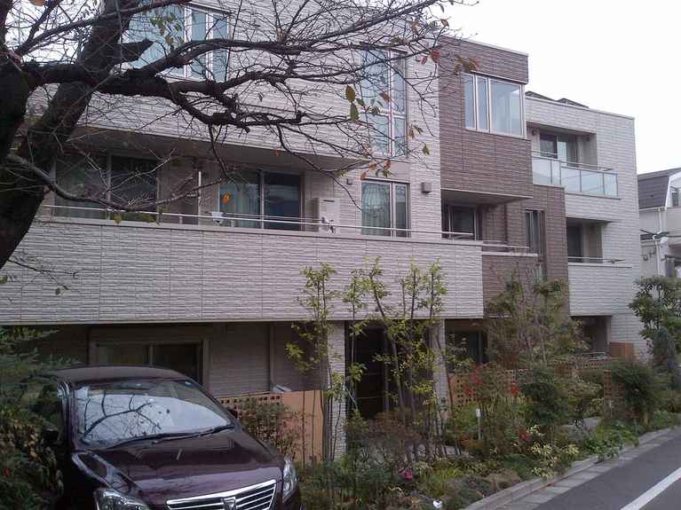 THERESIDENCE 外観