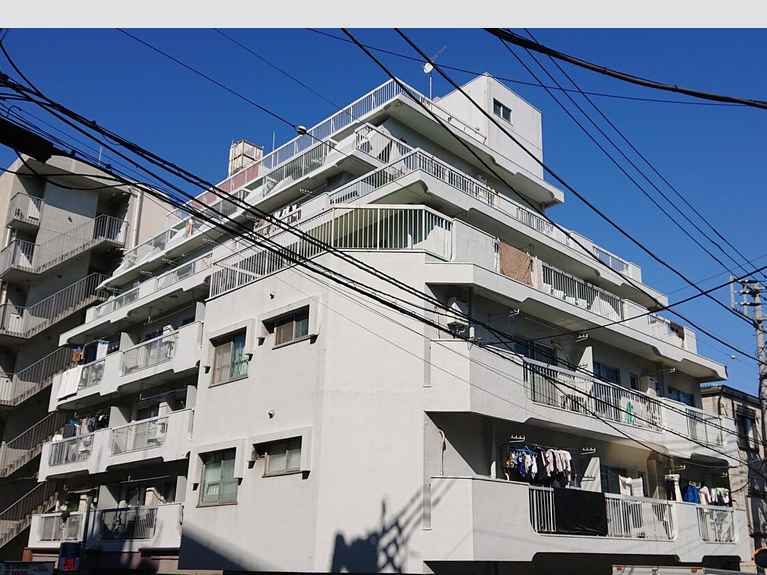 リライアンス湯立坂 外観