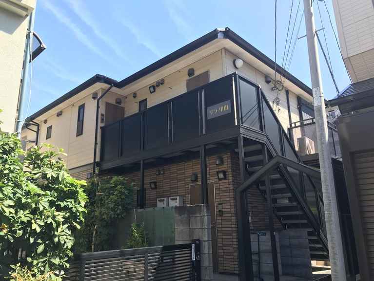 リラ中山 外観