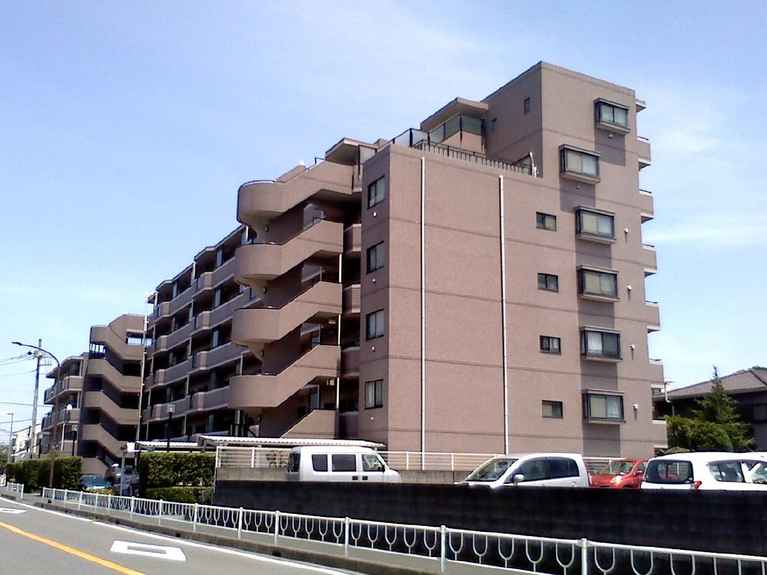 サンマンションアトレ東林間 外観
