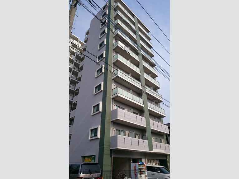 カームリビエール 外観