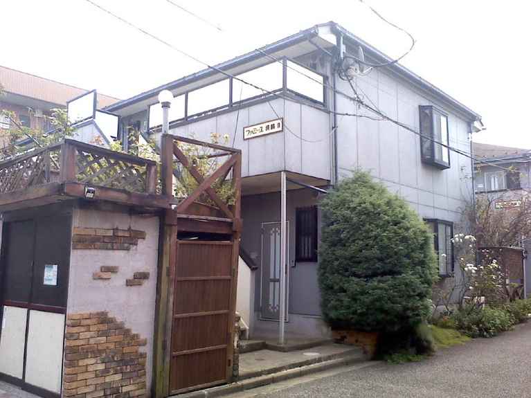 ファミーユ清鶴2 外観