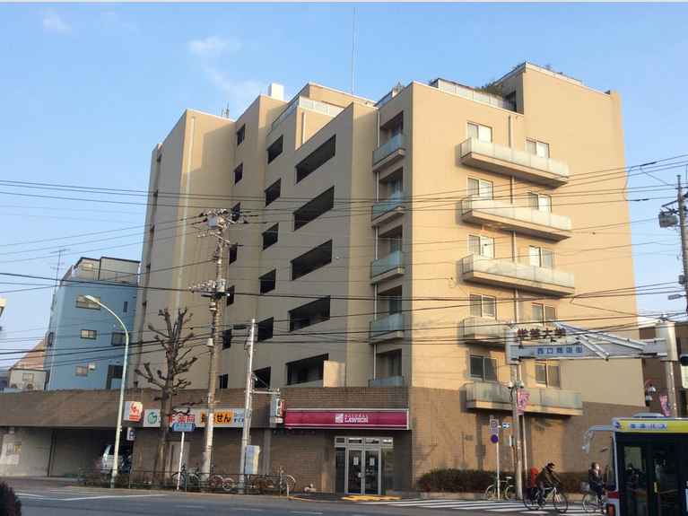 アルス学芸大学鷹番館 外観