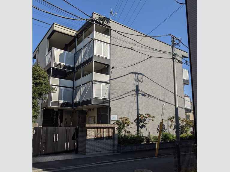 レオパレス美行 外観