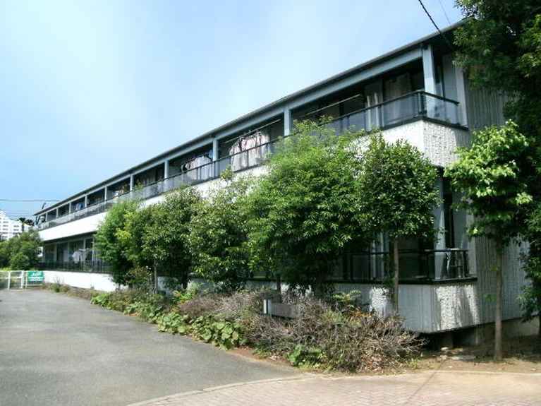 カルティエ・ファミーユ 外観