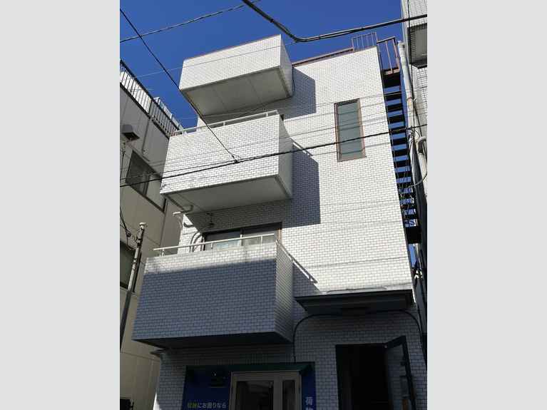 岡部ビル 外観