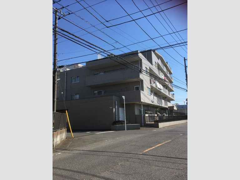 ライフプラザ六実 外観