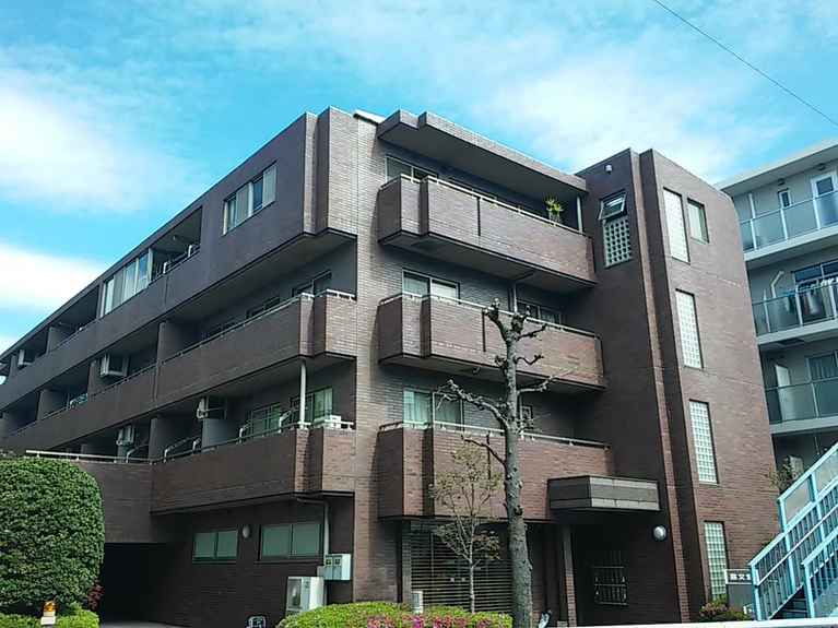 クレスト成城 外観