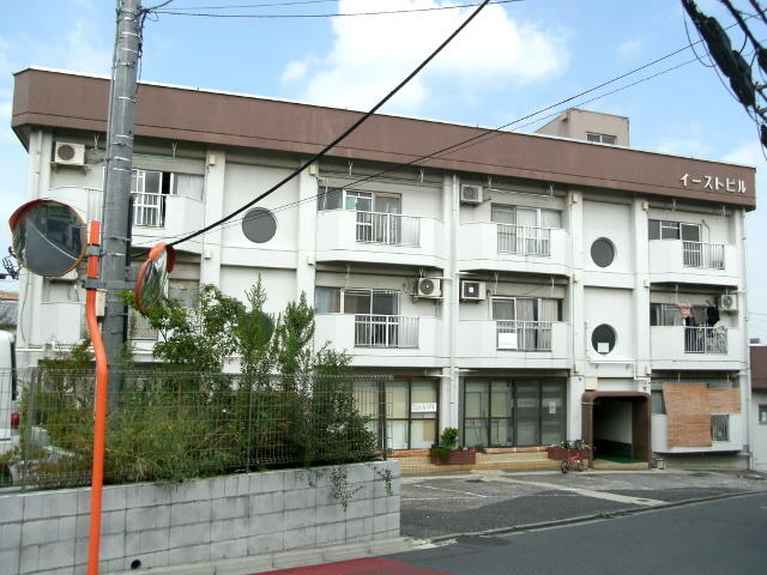 イーストビル 外観