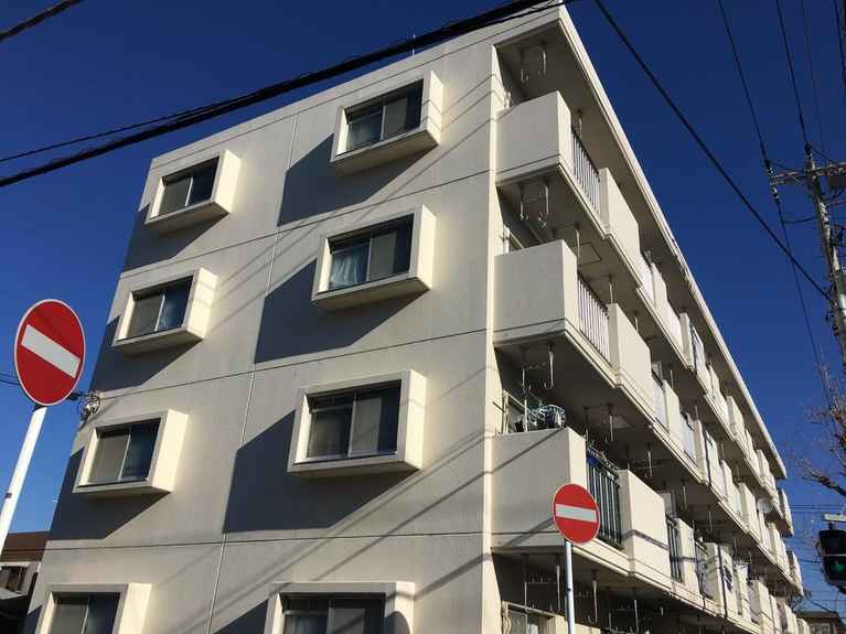 APARTMENT行徳中江川 外観