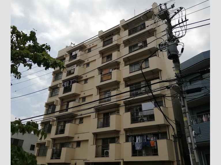 パラスト梅ケ丘 外観