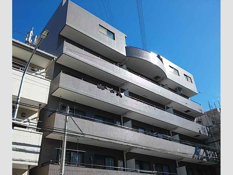 インペリアル松岡 外観