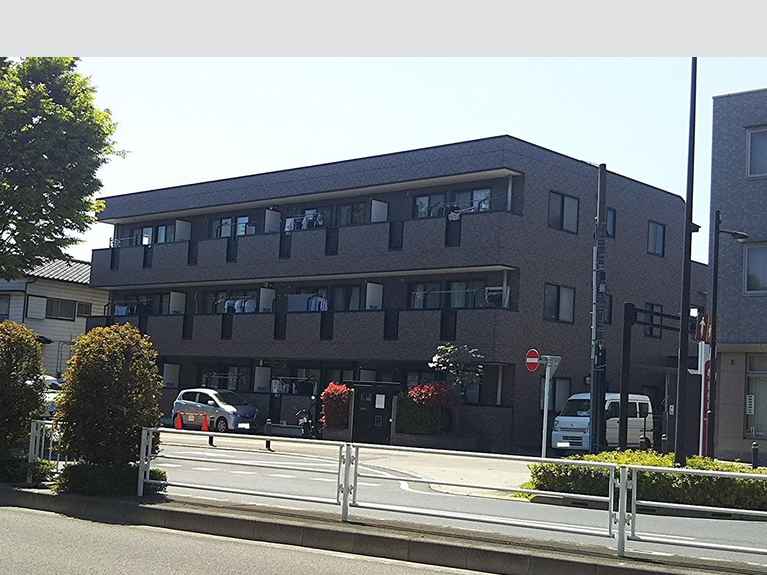 山水 外観