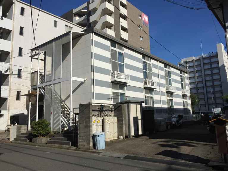 レオパレスクレール湘南台 外観